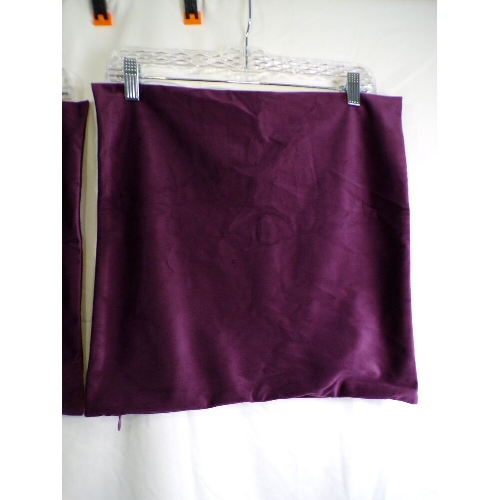 Lot of 2 Purple Pillowcases 16 x 26 in Standard Pillowcase Set - Picture 2 of 4
